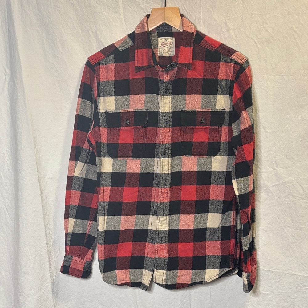 American Eagle plaid cotton shirt S red black white